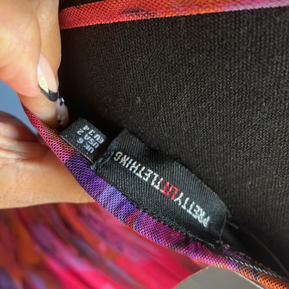 Pretty little thing shape abstract floral print mesh cup detail ruched bodycon - Picture 6 of 6